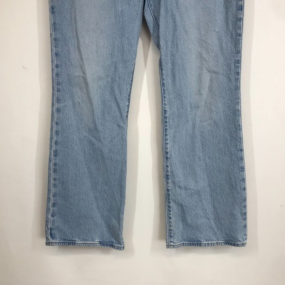 LEVI'S- WOMEN'S 32 - BLUE BUTTON FLY WEDGIE BOOTCUT DENIM JEANS - Picture 3 of 12